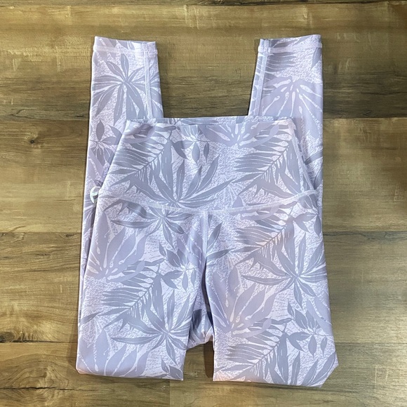 P'tula Pastel Purple Leaf Print Leggings - Picture 2 of 8